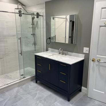 Bathroom Remodeling in Natick – Custom Walk-In Shower & Modern Features